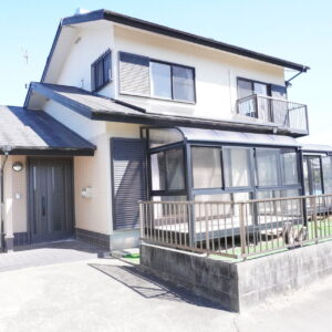 佐土原町下田島中古戸建 5DK 太陽光・蓄電池・車庫付き画像